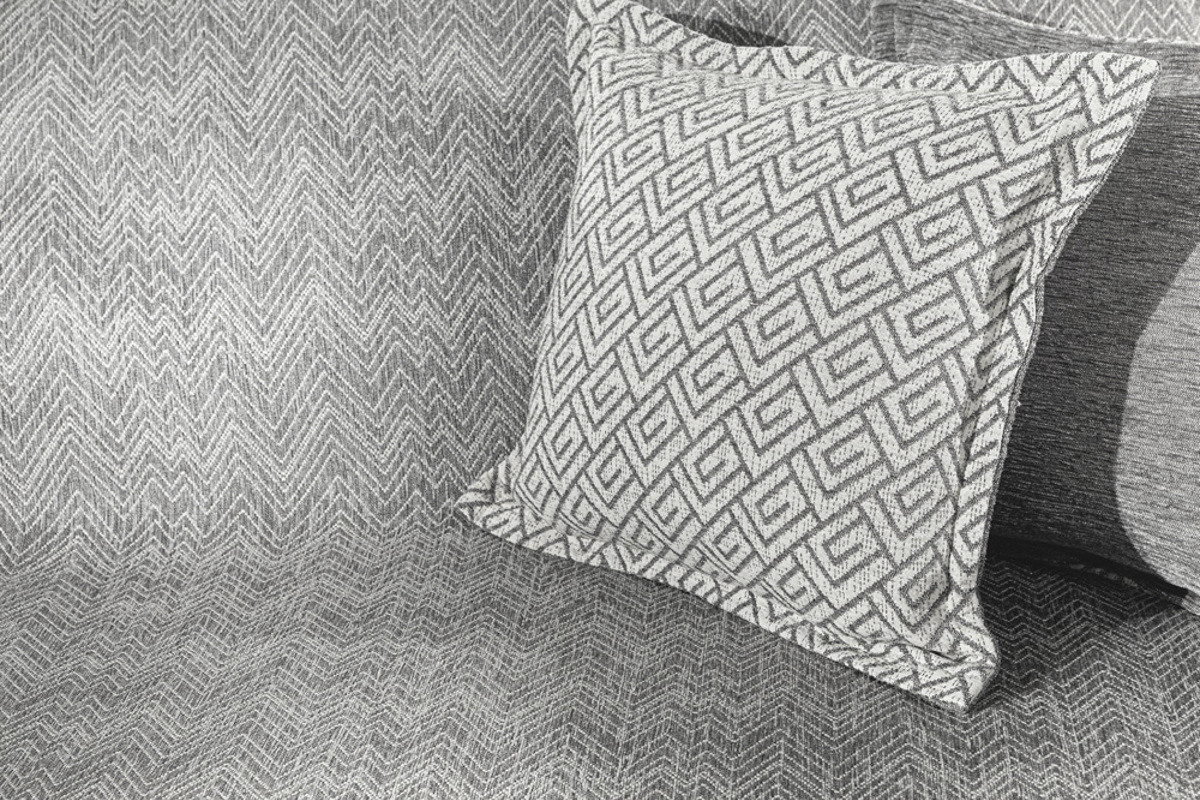 Guy Laroche Rixtari Poluthronas Marvin Grey me duo opseis teleiomatos 180x150cm